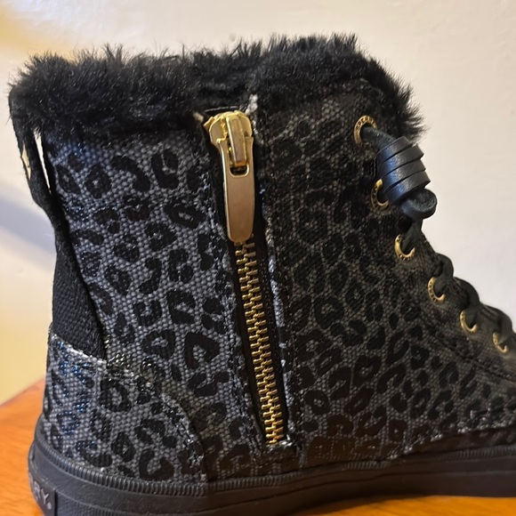 Sperry Crest Vibe Canvas High Top Sneaker - Picture 7 of 9